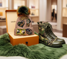 Load image into Gallery viewer, Tan Camo tobbagan
