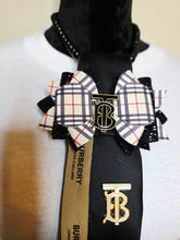 Load image into Gallery viewer, Diva Tie - blk &amp; plaid
