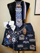 Load image into Gallery viewer, Diva Tie - Cowboys
