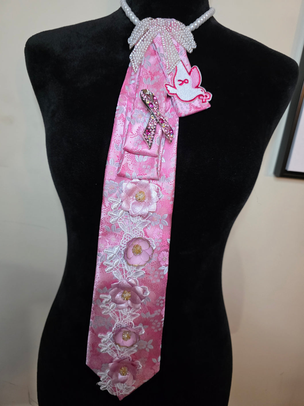 BCA diva tie #1