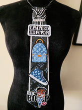 Load image into Gallery viewer, Blk &amp; Denim diva Tie
