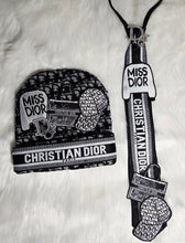 Load image into Gallery viewer, White &amp; Black diva tie
