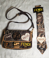 Load image into Gallery viewer, Brown shoulder bag
