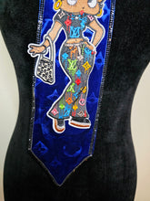 Load image into Gallery viewer, Blue velvet diva tie
