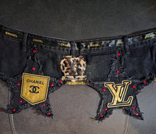 Load image into Gallery viewer, Custom belt for Tamyka
