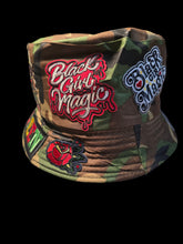 Load image into Gallery viewer, Camo bucket hat
