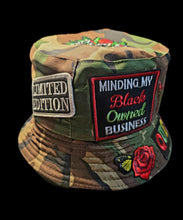 Load image into Gallery viewer, Camo bucket hat

