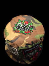 Load image into Gallery viewer, Camo bucket hat
