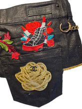 Load image into Gallery viewer, Blk and gold belt
