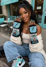 Load image into Gallery viewer, Teal and black gloves
