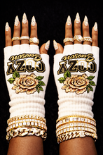Load image into Gallery viewer, White gloves
