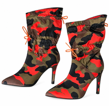 Load image into Gallery viewer, Orange camo boots
