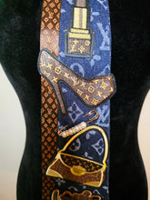 Load image into Gallery viewer, Custom tie for Carmen
