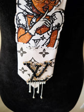 Load image into Gallery viewer, Blk and wht diva tie
