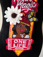 Load image into Gallery viewer, Gold &amp; red diva tie
