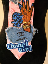 Load image into Gallery viewer, Pink &amp; Denim diva tie
