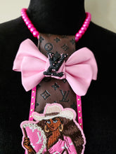 Load image into Gallery viewer, Pink &amp; Brown Diva tie
