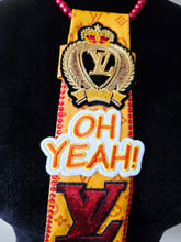 Load image into Gallery viewer, Gold &amp; red diva tie
