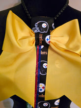 Load image into Gallery viewer, Steelers Diva Tie
