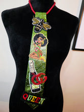 Load image into Gallery viewer, Metallic green diva tie
