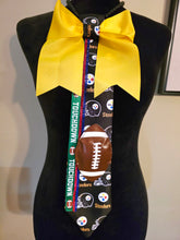 Load image into Gallery viewer, Steelers Diva Tie
